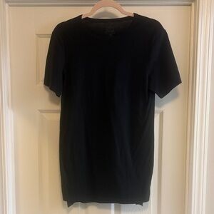 Sleek Extra Length Black Men's Short Sleeve Tee
